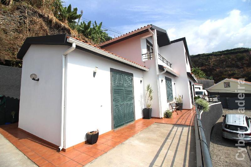 Moradia T2 para Venda Ponta do Sol, Lombo São João