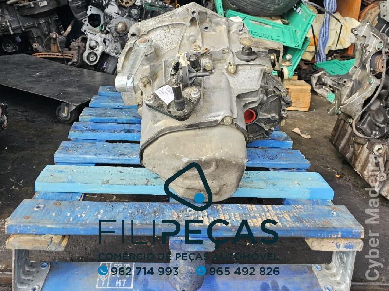 Caixa de velocidades Peugeot 206 1.4 i 75cv Caixa de velocidades Peugeot 206 1.4 i 75cv Manual