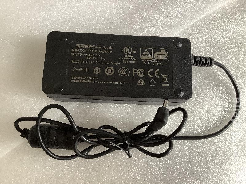 Carregador PG653-1903420DI  19.0V , 3,42A , 65Watts  Outras
