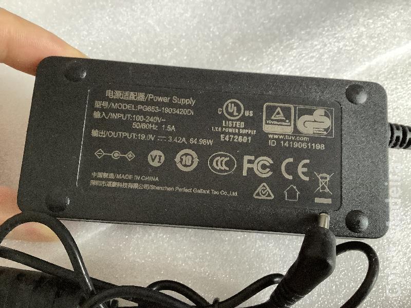 Carregador PG653-1903420DI  19.0V , 3,42A , 65Watts  Outras