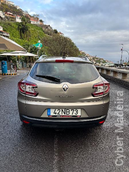 RENAULT MEGANE 3 Sport Tourer 1.5 DCI 110cv Dynamique S Gasóleo