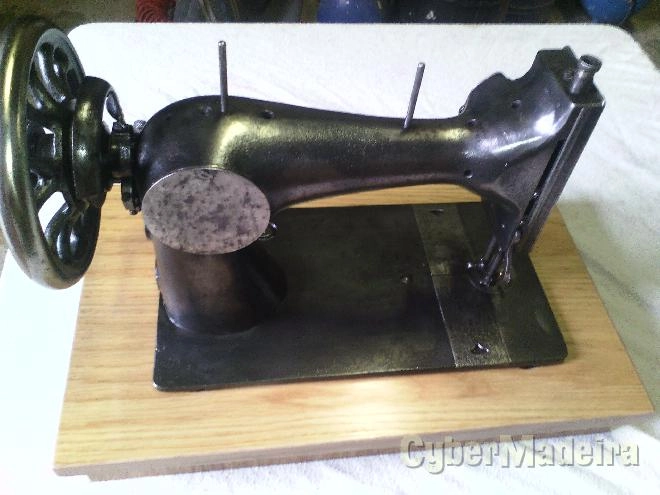 Maquina de Costura 