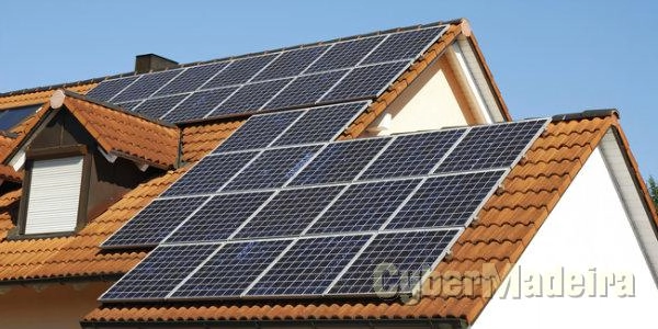 Fornecemos   instalamos   reparamos todo O equipamento solar