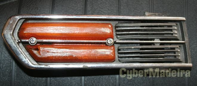 Nissan cedric pisca lateral
