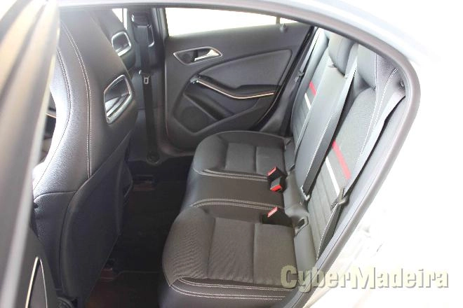MERCEDES A Mercedes-Benz A 180 CDi BE Style Gasóleo
