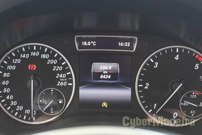 MERCEDES A Mercedes-Benz A 180 CDi BE Style Gasóleo