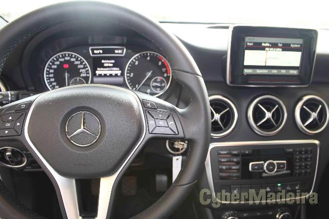 MERCEDES A Mercedes-Benz A 180 CDi BE Style Gasóleo