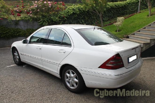 MERCEDES 1879 Mercedes C200 CDI Elegance (203 004) 85