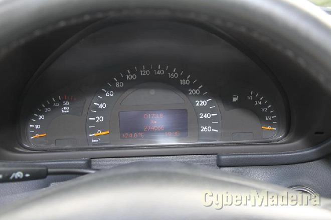 MERCEDES 1879 Mercedes C200 CDI Elegance (203 004) 85