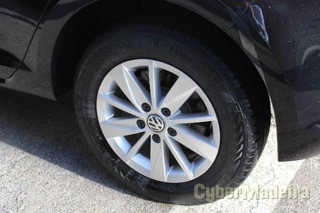 VOLKSWAGEN GOLF 1.6 TDI Gasóleo