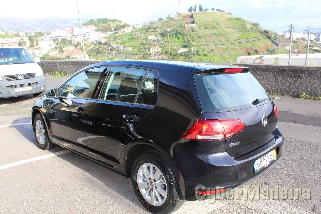 VOLKSWAGEN GOLF 1.6 TDI Gasóleo