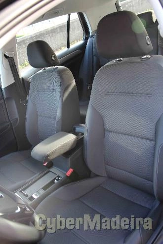VOLKSWAGEN GOLF 1.6 TDI Gasóleo