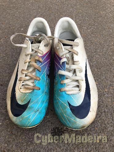 Chuteiras nike 35