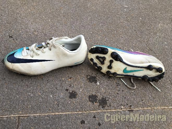 Chuteiras nike 35