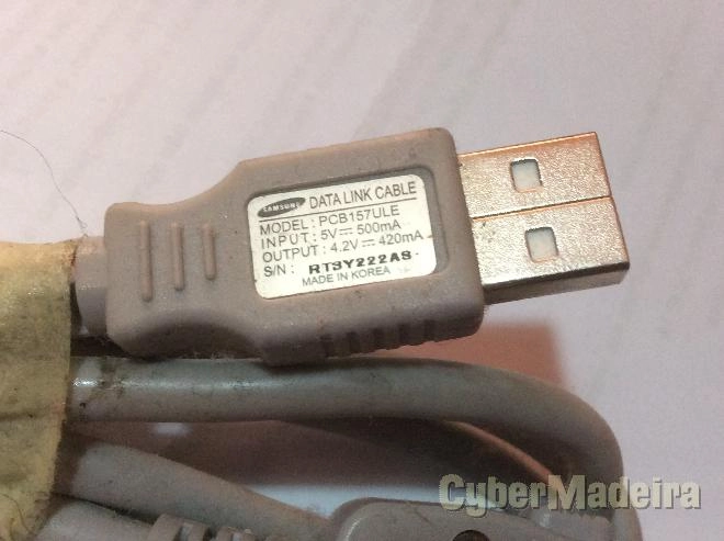 Cabo usb original samsung PCB157ULE  para SGH-Z105 , SGH-Z107 etc