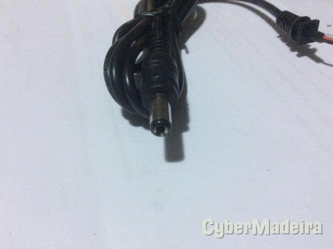 Cabo alimentação carregador computador portatil  ficha 5,5MM x  2,1MM