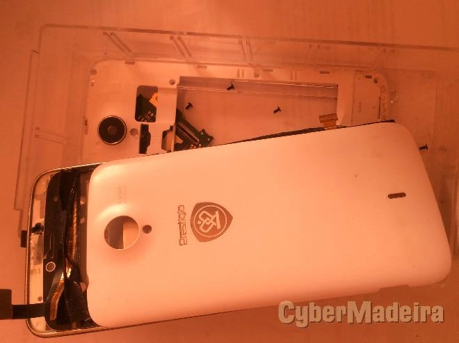 Prestigio multiphone PSP3502 duo para pecas