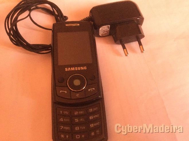 Telemovel samsung J700I