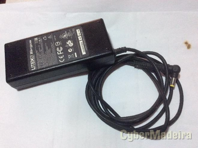 Carregador computador portatil targus 19V 4.74A Outras