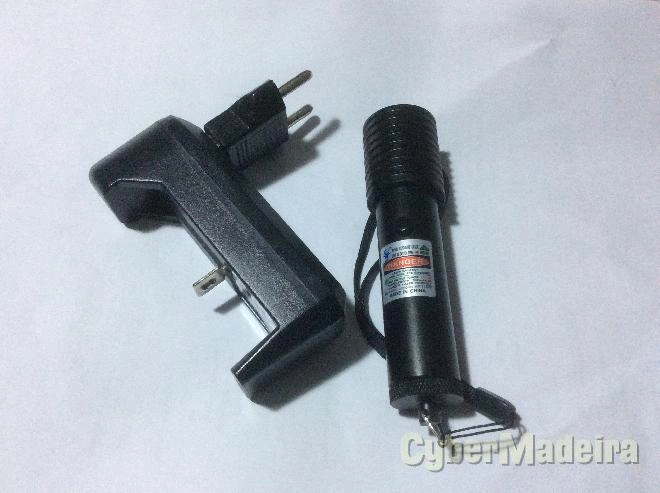 Ponteiro laser verde com bateria recarregável E carregador