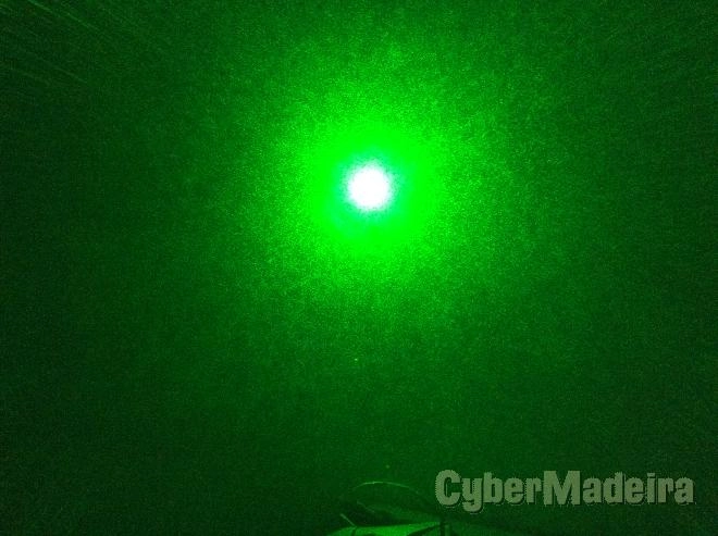 Ponteiro laser verde com bateria recarregável E carregador