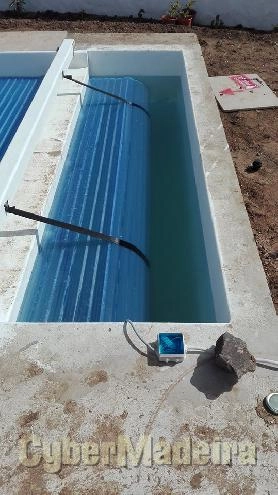 Construção de piscinas de coberturas automáticas
