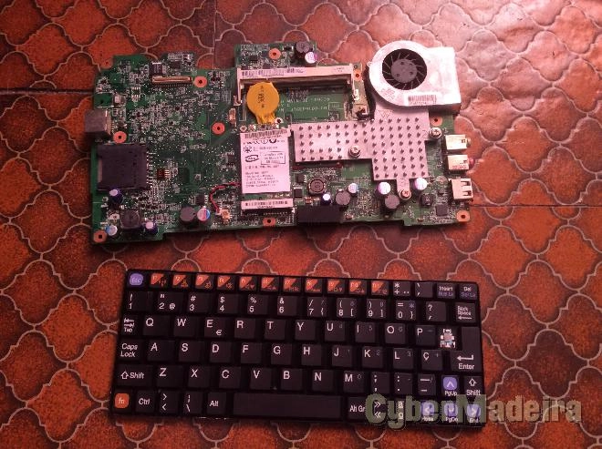 Computador portatil magalhaes primeira serie para pecasOutras