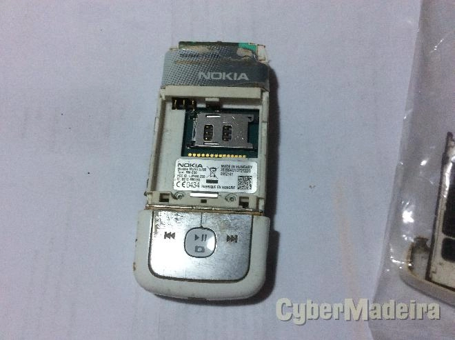 Nokia 5700 para pecas