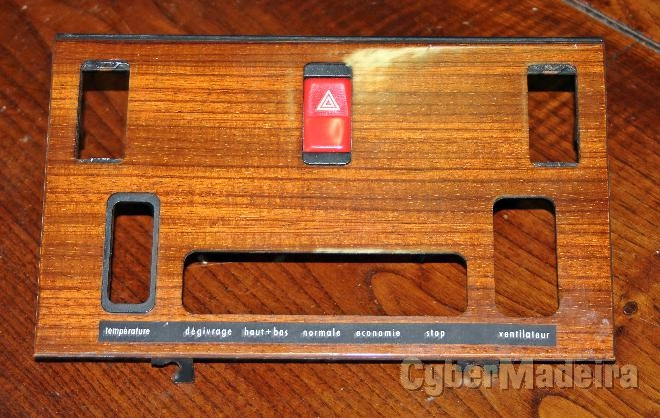 Mercedes W126 - Painel consola central