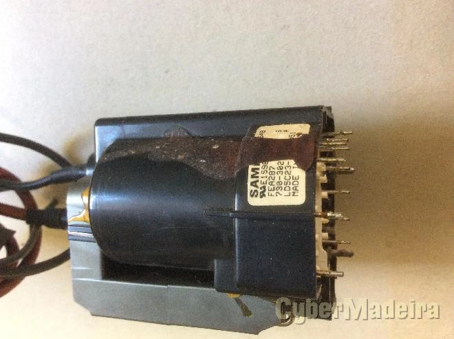 Transformador de linhas FEA287