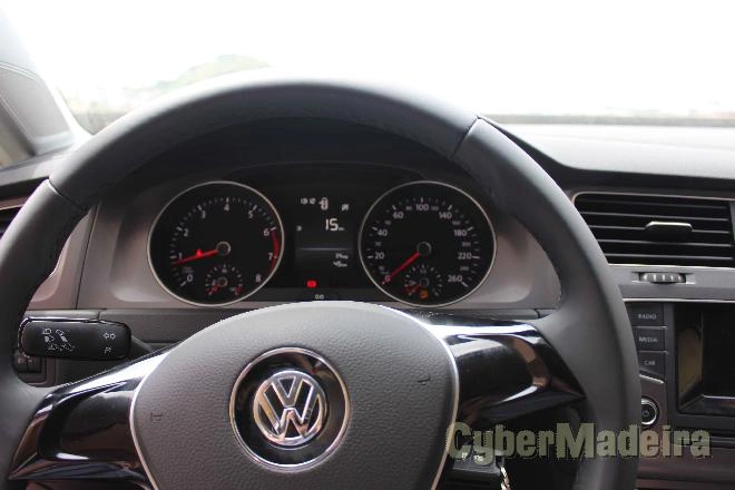 VOLKSWAGEN GOLF 1,2 TSI BlueMotion Gasolina