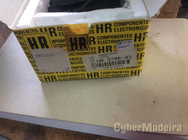 Transformador de linhas HR5706-01