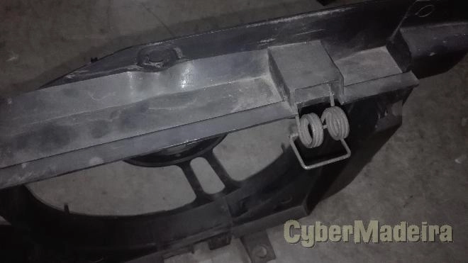 Peugeot Caixa de ar 205Gasolina 90