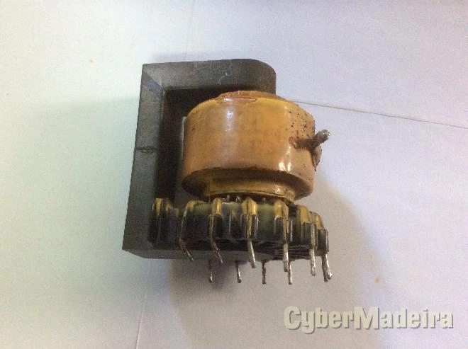 Transformador de linhas HR5646