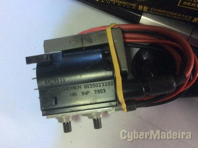 Transformador de linhas HR7503