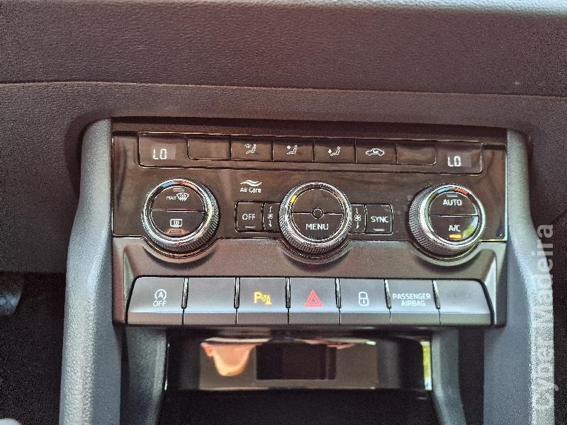 SKODA 120 KAROQ 1.0 TSI STYLE 110CV Gasolina