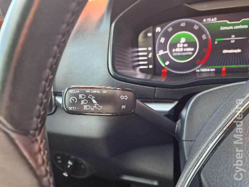 SKODA 120 KAROQ 1.0 TSI STYLE 110CV Gasolina