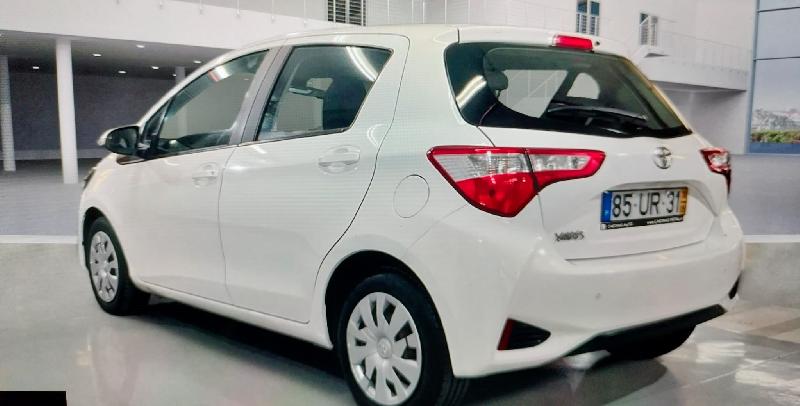 TOYOTA YARIS TOYOTA YARIS D4D 1400CC Gasóleo