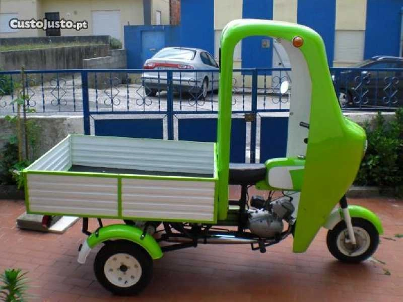 Procuro tricarro com cabine