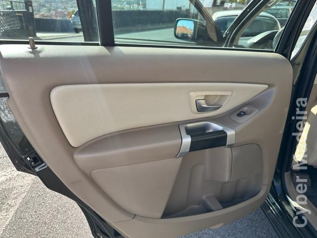 VOLVO XC 90 2.4 D5 Nível 3 - 185 CV - 12/2006 Selo Antigo 68,17€ Gasóleo