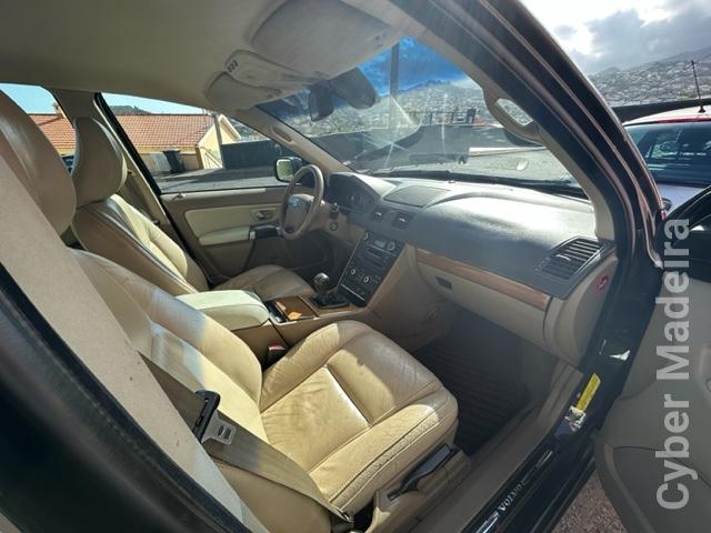 VOLVO XC 90 2.4 D5 Nível 3 - 185 CV - 12/2006 Selo Antigo 68,17€ Gasóleo