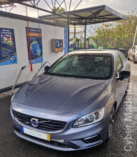 VOLVO S60 d4 (gasóleo) r-design 190cv Gasóleo 