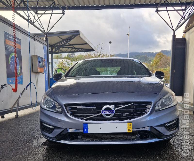 VOLVO S60 d4 (gasóleo) r-design 190cv Gasóleo 
