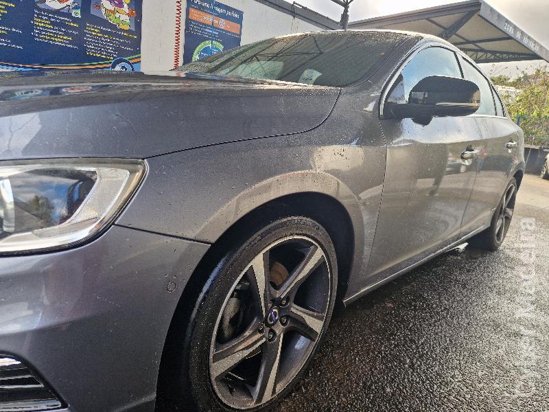 VOLVO S60 d4 (gasóleo) r-design 190cv Gasóleo 