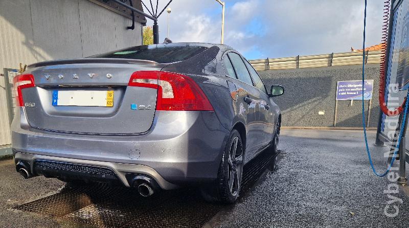 VOLVO S60 d4 (gasóleo) r-design 190cv Gasóleo 