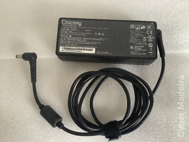 Carregador Chicony  A15-090P1A 19V , 4,74A  , 90W