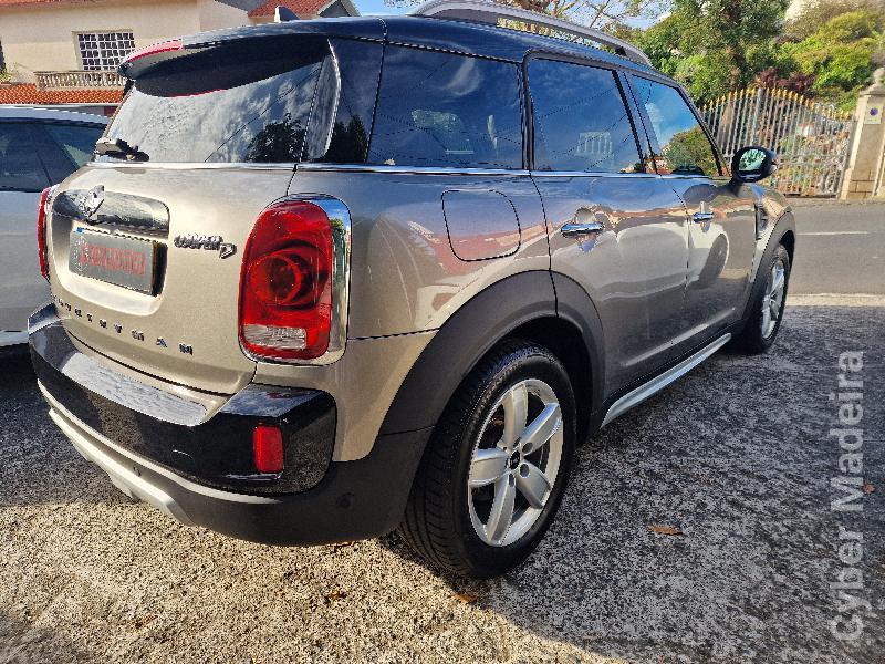 MINI MINI COUNTRYMAN COOPER D 2.0 150CV Gasóleo