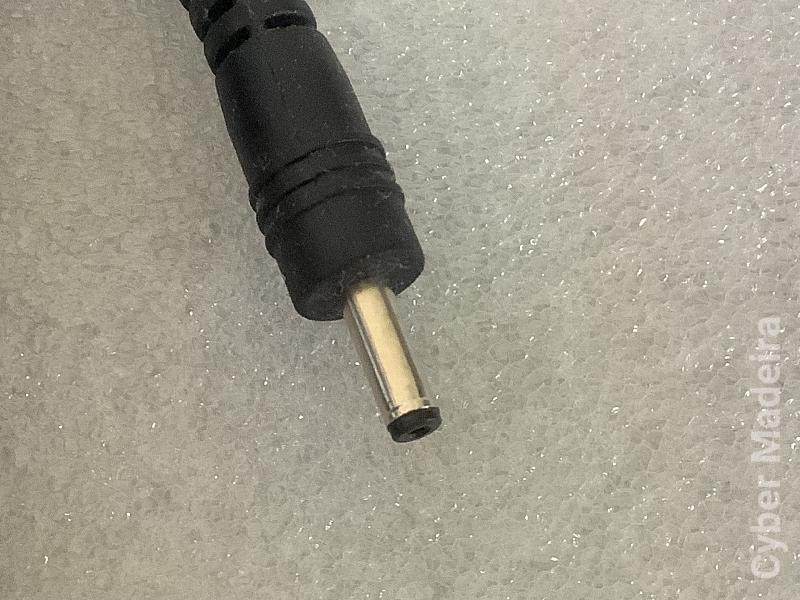 Adaptador AC / Carregador FJ-SW1260502000DE  5V , 2000mA