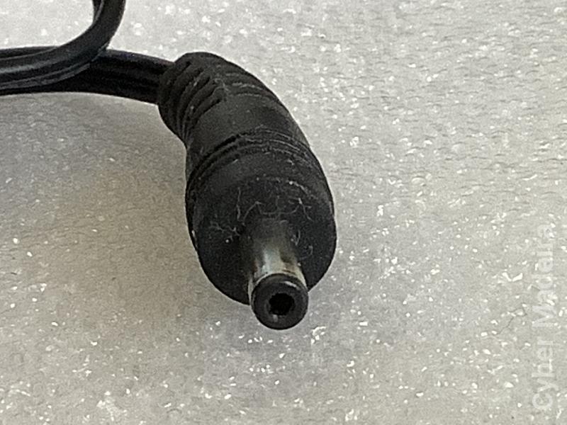 Adaptador AC / Carregador FJ-SW1260502000DE  5V , 2000mA