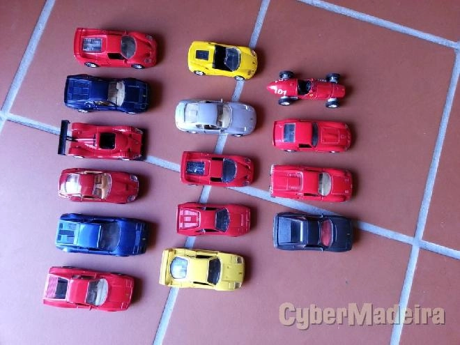 Vendo colecção ferrari 1:41